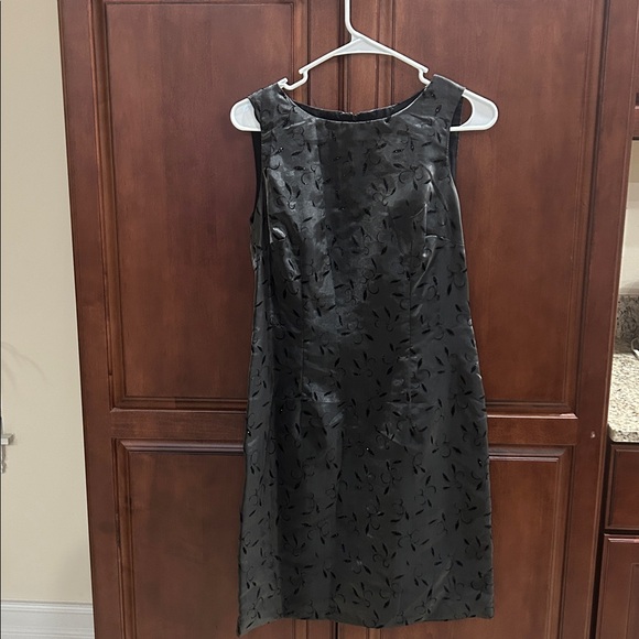 YL by Yair Dresses & Skirts - Elegant Black Sleeveless Dress